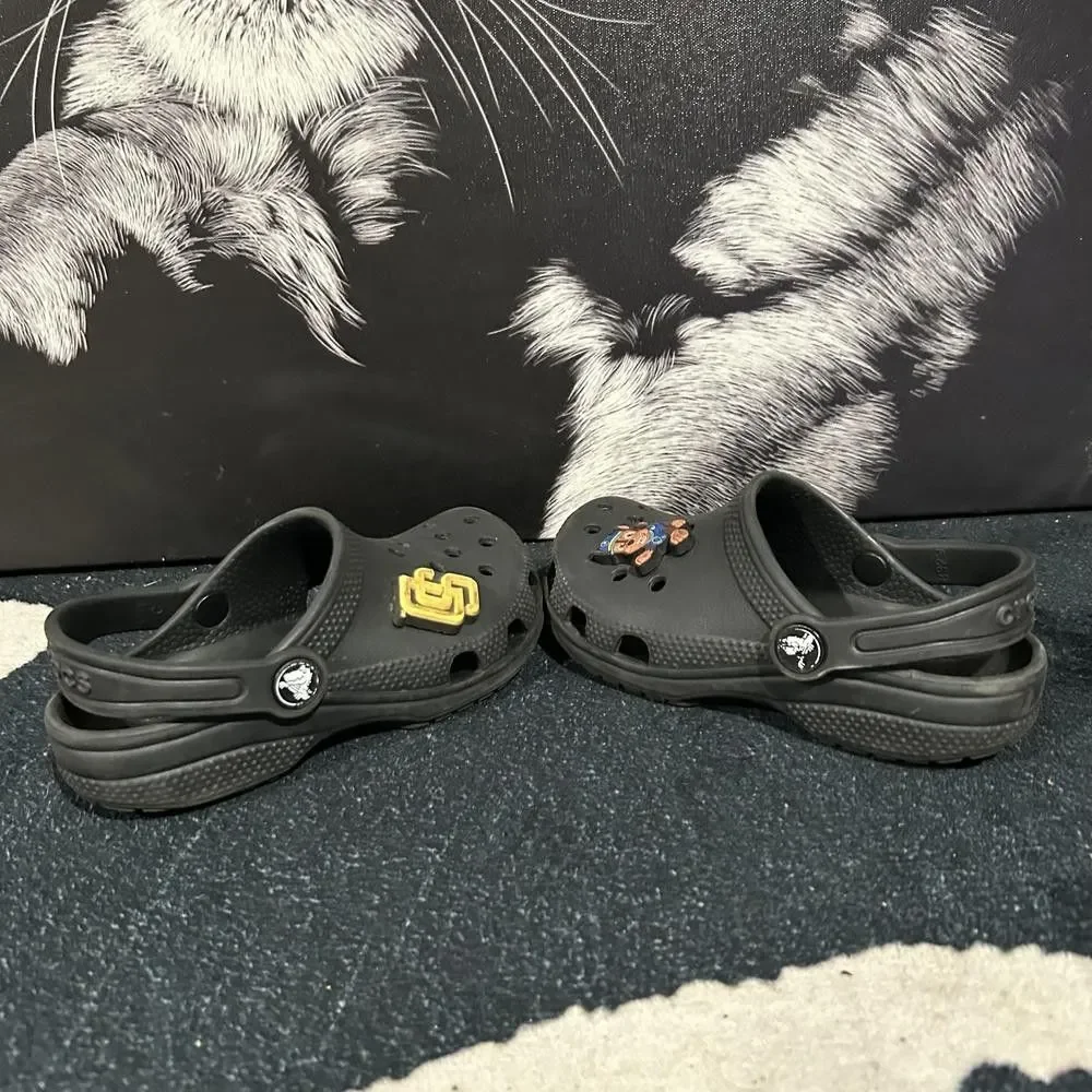Crocs Clog Shoes Unisex Kids 11 Black Rubber Paw Patrol Chase Jibbitz Slingback